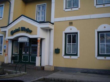 Hotel-Restaurant Moser Pochlarn Exterior photo